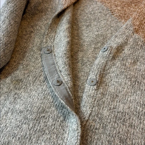 CAbi Tilt Cardigan Cotton Blend Oversized Sweater Tan and Gray XXS - Picture 8 of 15